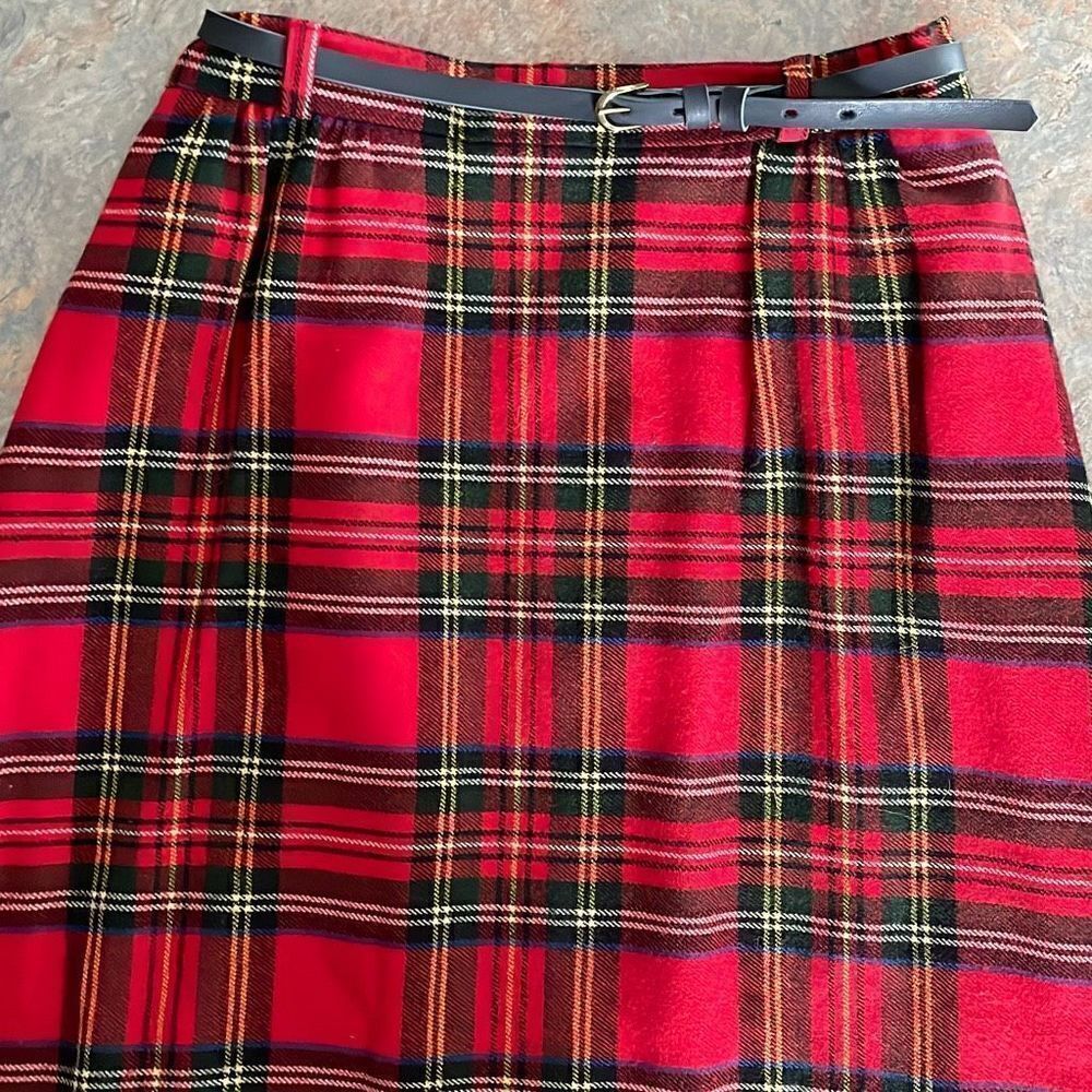 Vintage Tartan Plaid Wool Pencil Skirt with Ruffle detail Sz 8 with belt - Picture 2 of 11